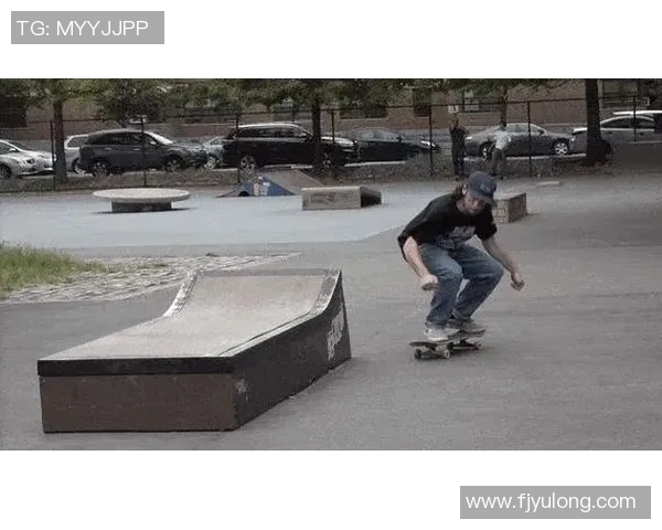 西安滑板队的整体压制揭秘与滑板文化的深度探讨 西安滑板队的整体压制揭秘与滑板文化的深度探讨